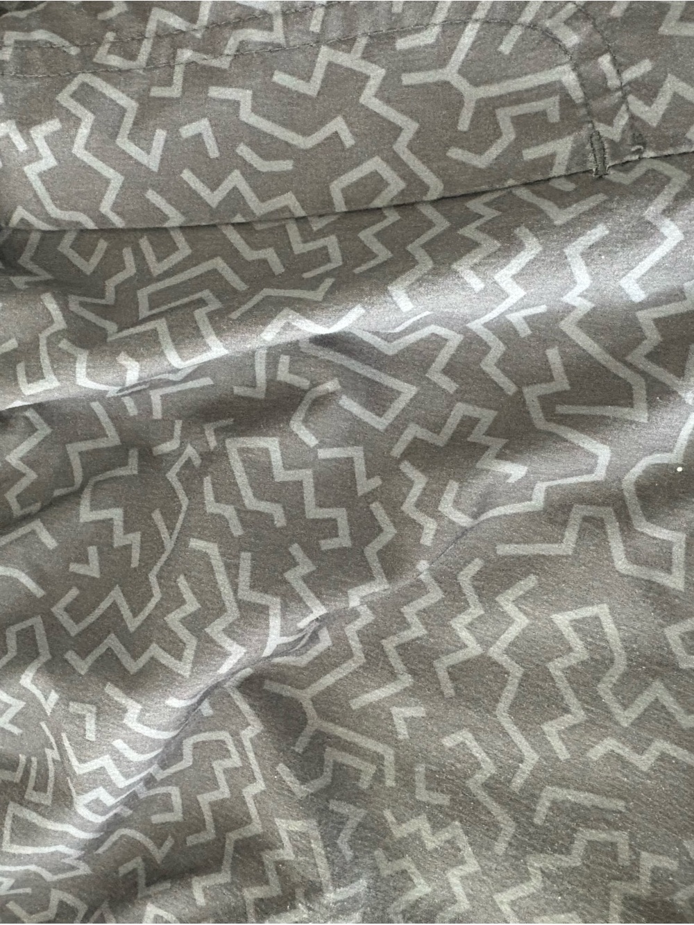 Chubbies Geometric Athletic Swim Shorts XL - Picture 7 of 9